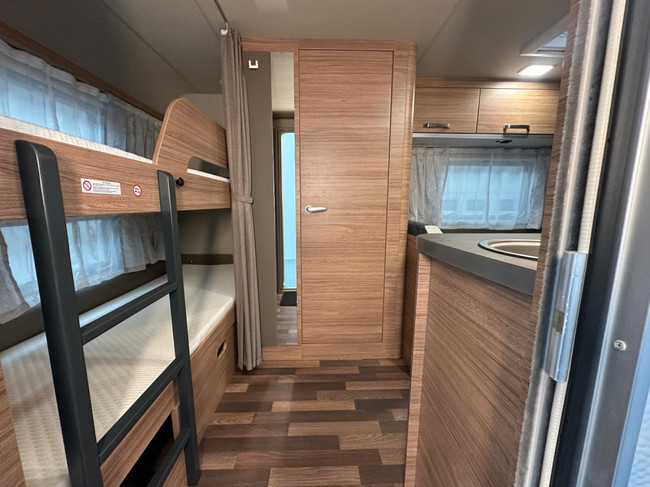Weinsberg CaraOne 480 QDK photo: 3
