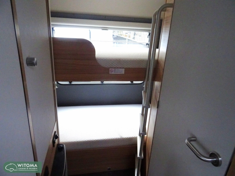 Dethleffs Camper 500 QSK airco mover luifel ATC  foto: 11