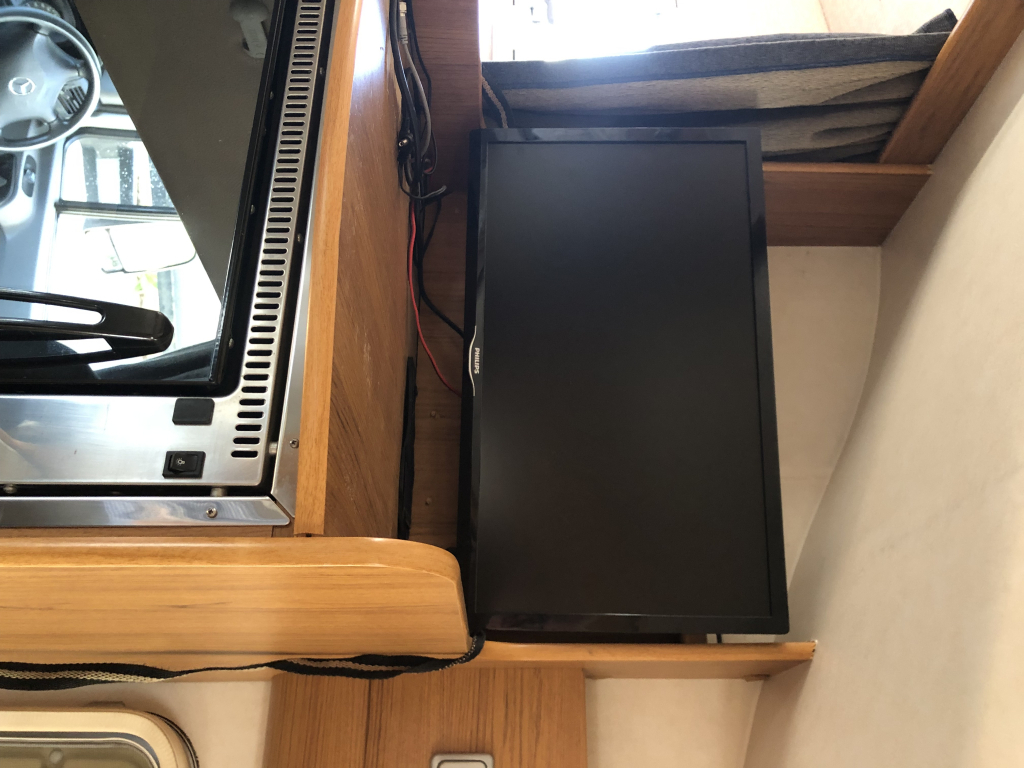 Rimor SuperBrig  TC747 XXXXL garage foto: 14