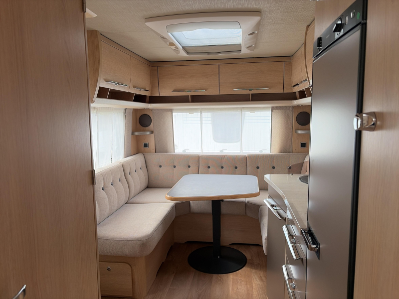 Eriba Nova 530 GL Zeer compleet!!!  foto: 7