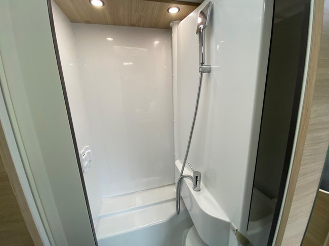 Chausson 697 S First Line 2.0 COMPACT ENKELE BEDDEN XXL GARAGE foto: 16