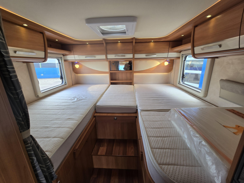 Hymer B 588 in top staat 2014  foto: 20