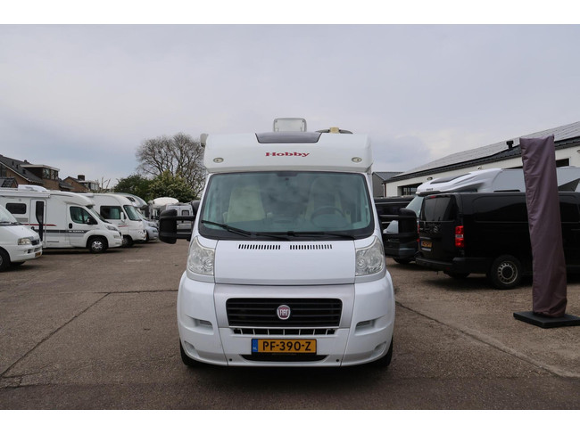 Hobby D650ESC|Camas individuales|61766KM|Muy cuidado|2xAire acondicionado ! foto: 22