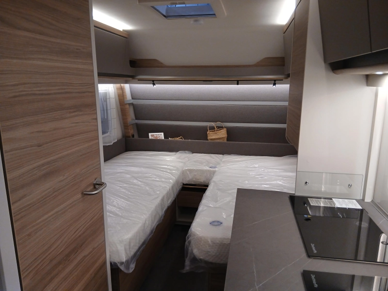 Dethleffs Nomad 460 EL foto: 9