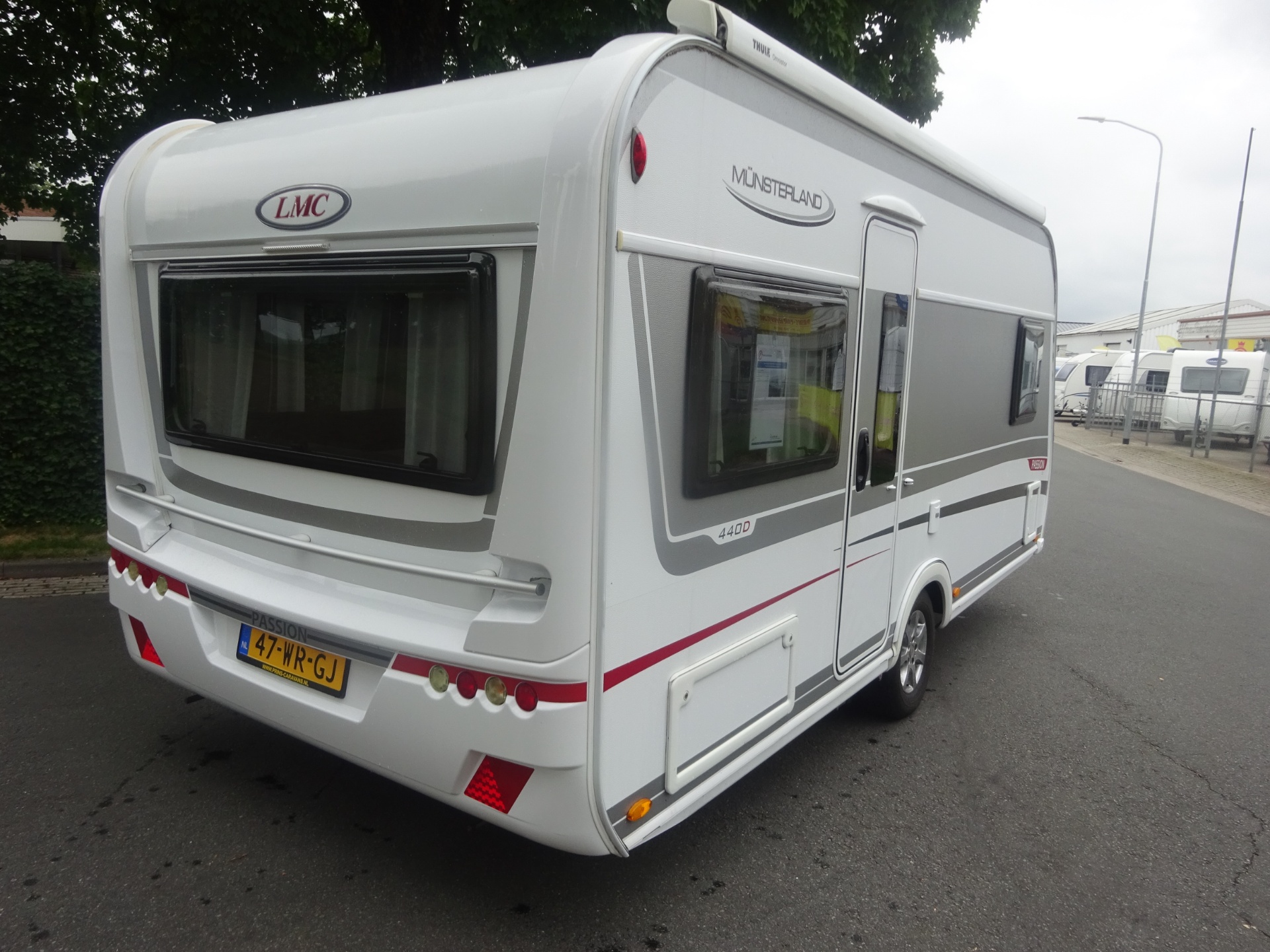 Lmc Passion 470D Met Frans Bed en Rondzit+Mover+Luifel