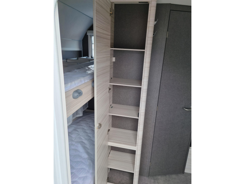 Dethleffs C'Joy 480 QLK -Stapelbed -Aanbieding  foto: 15