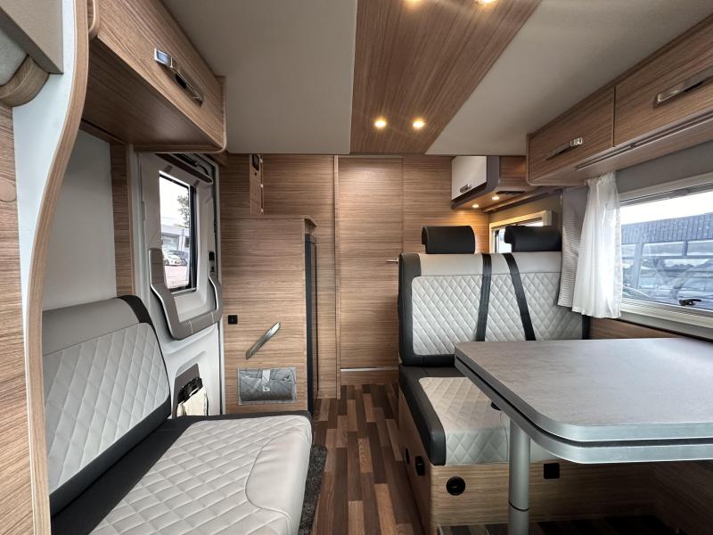 Weinsberg CaraSuite 700 ME 5p,Maxi,Ensuite bad 0256  foto: 6