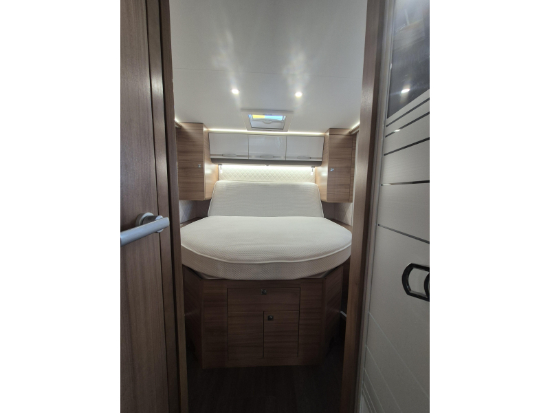 Adria Matrix 640 DC Face to face 2021 Foto: 13