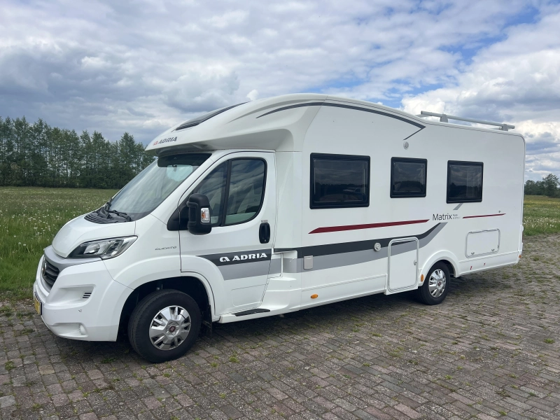 Adria Matrix M 670 SLT | Muy Completo foto: 3