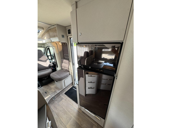 Hymer EXT 678 9T-Automaat Enkele Bedden Luifel Lpg Zonnepaneel foto: 18