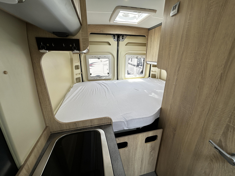 Clever Tour 540 2016/Euro-5/Cama transversal/5.4M foto: 10