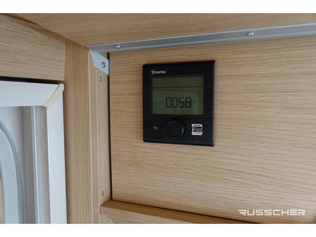 NIESMANN BISCHOFF Smove 7.4 E 150Pk Automaat | Leder | Lengtebedden foto: 18