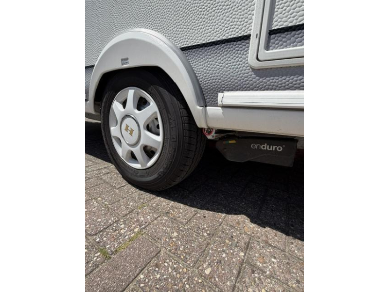 Hobby On Tour 470 UL AIrco Mover Voortent  foto: 9