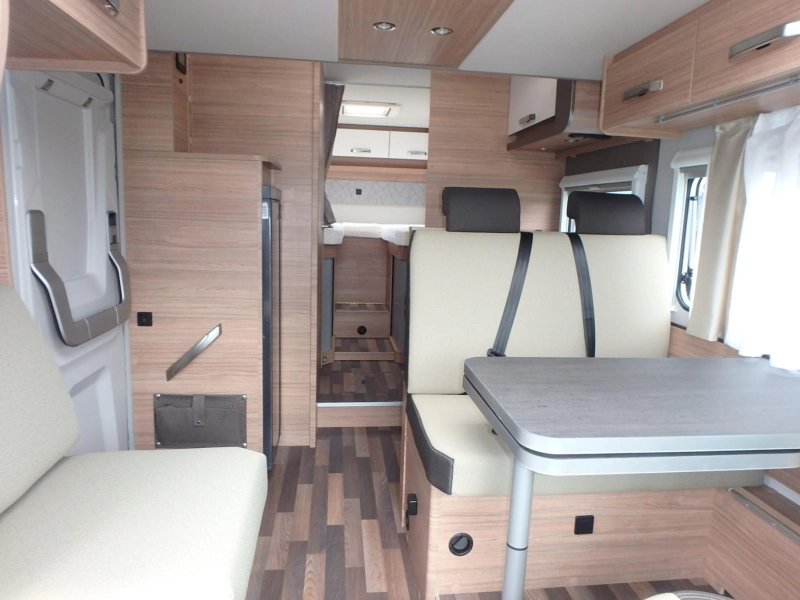 Weinsberg CaraSuite 700 ME foto: 10