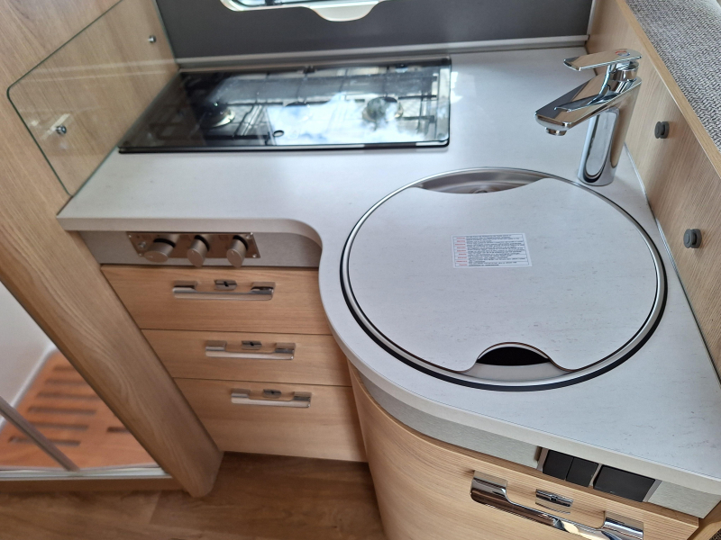 Hymer B-MC T 680 +LEVELSYSTEEM+VELOSLIDE  foto: 11
