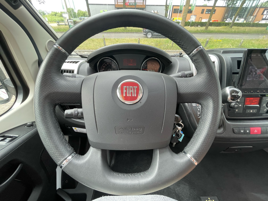 Dethleffs GLOBEBUS T6 GT CAMA QUEEN AUTOM&Aacute;TICA 6.99M foto: 9
