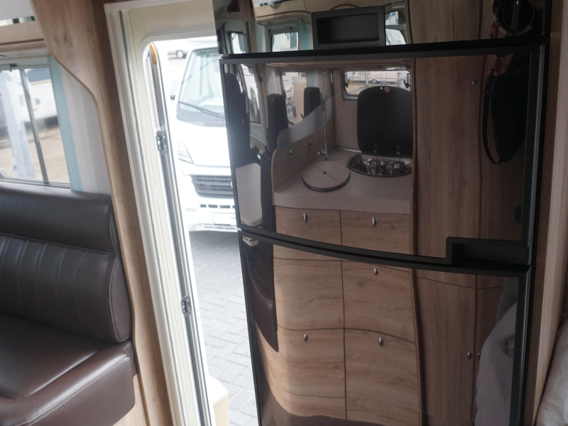 Eura Mobil Integra Line 675 SB AUT/160CV/SOLAR/LITH foto: 7
