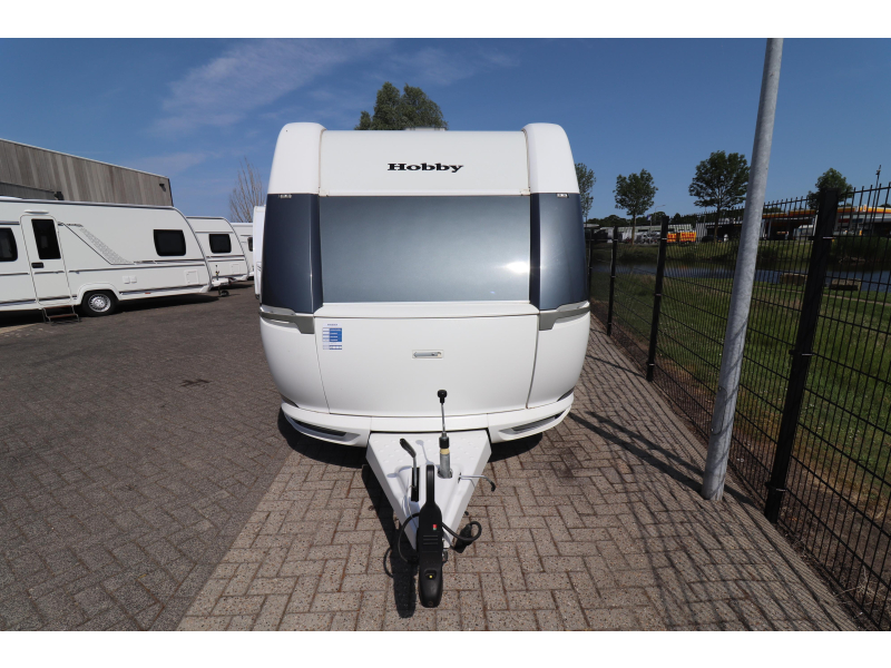 Hobby On Tour 470 KMF BJ'20 - Como nuevo foto: 1