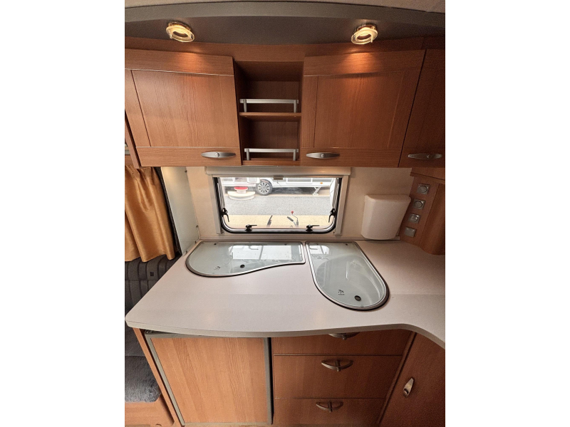 Knaus Azur 500 FU Fransbed + Mover  foto: 12