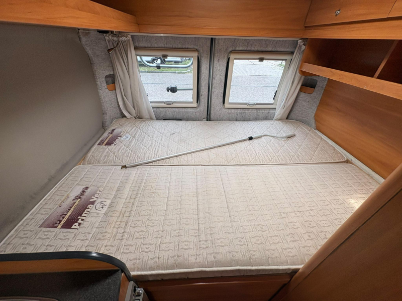 Globecar Globescout 600 130CV, Cama fija, Toldo foto: 14