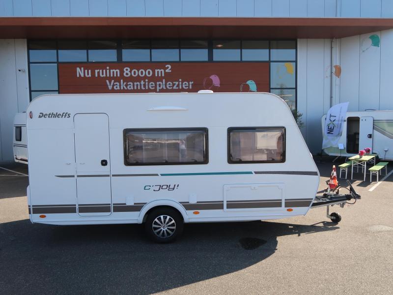 Dethleffs C'Joy 420 QSH MET VENTURA VOORTENT  foto: 19