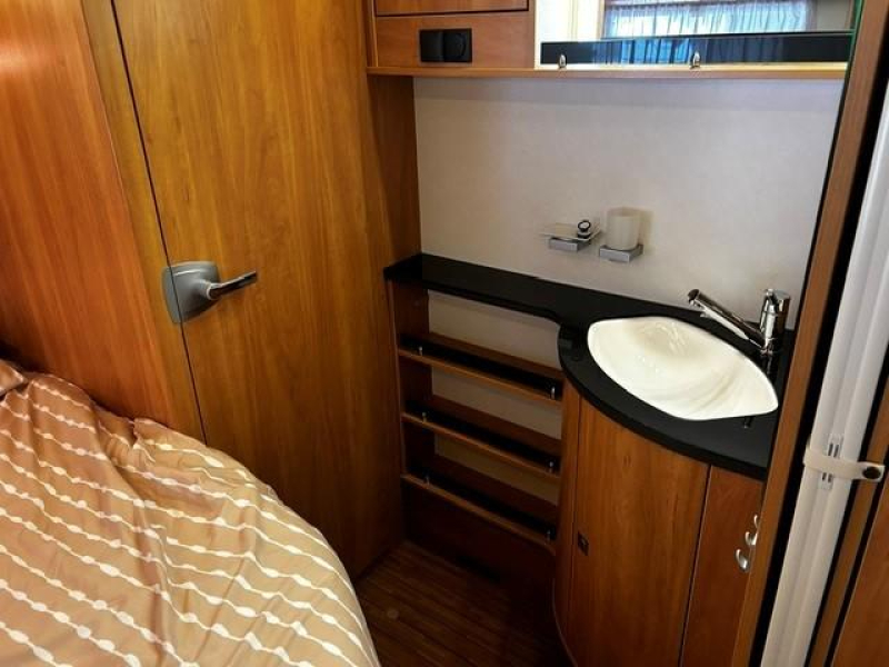 Dethleffs Camper 470 FR mover, bike rack photo: 7