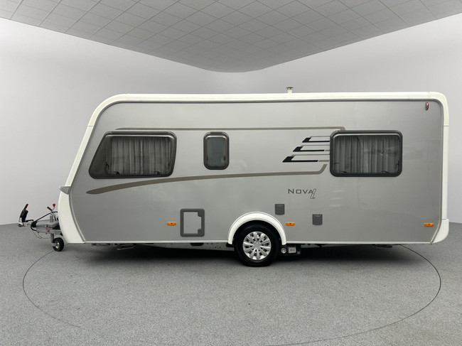 Eriba Nova Light 442 Crystal Silver foto: 11