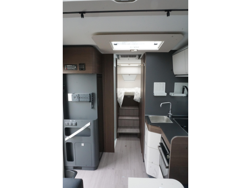 Adria Coral Supreme 670 DL 180pk/aut./4400kg  foto: 6