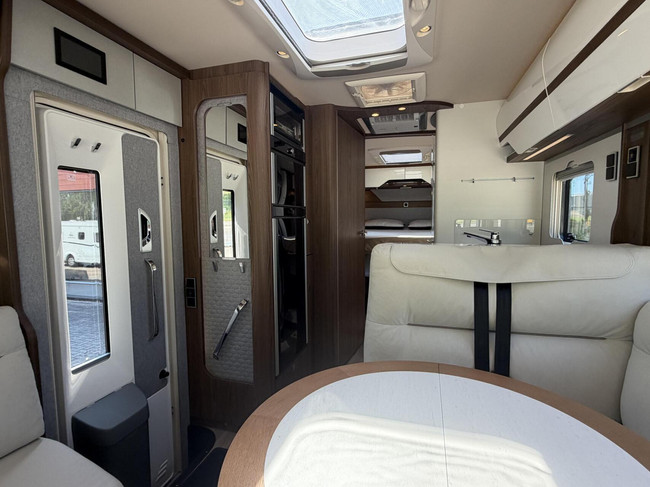 Hymer BML-I 790 Lithium Omvormer Zonnepanelen 2X Airco foto: 13