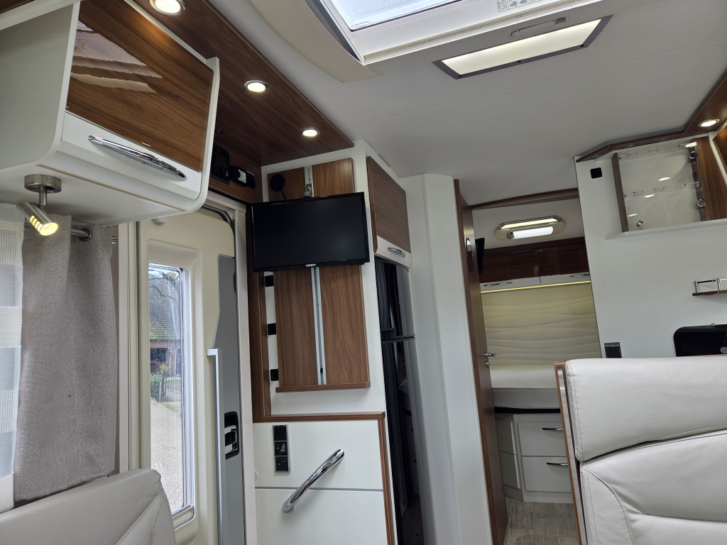 Pilote Sensation P740 Queensbed 2018 foto: 16