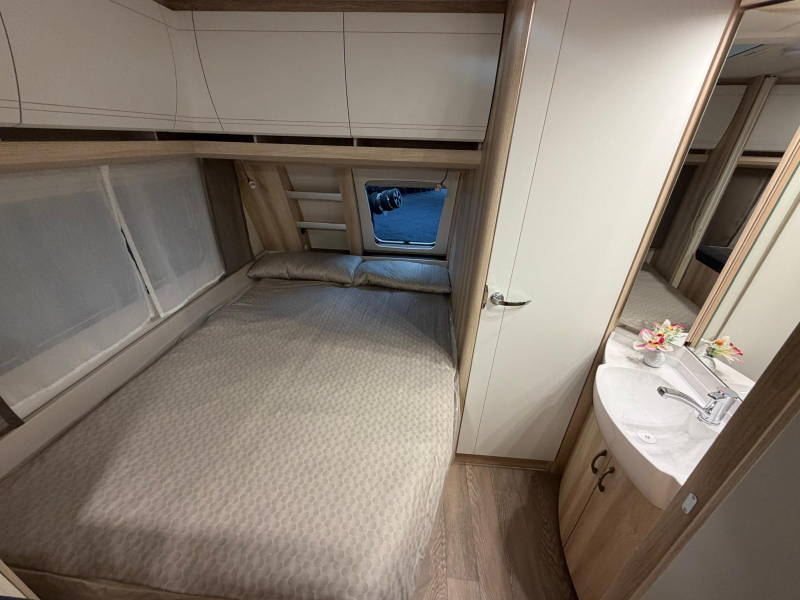 Hobby De Luxe 400 SFE foto: 5