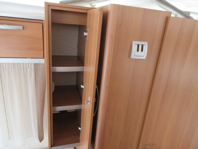 Eriba Feeling 470 CAMAS INDIVIDUALES Y MOVER foto: 13