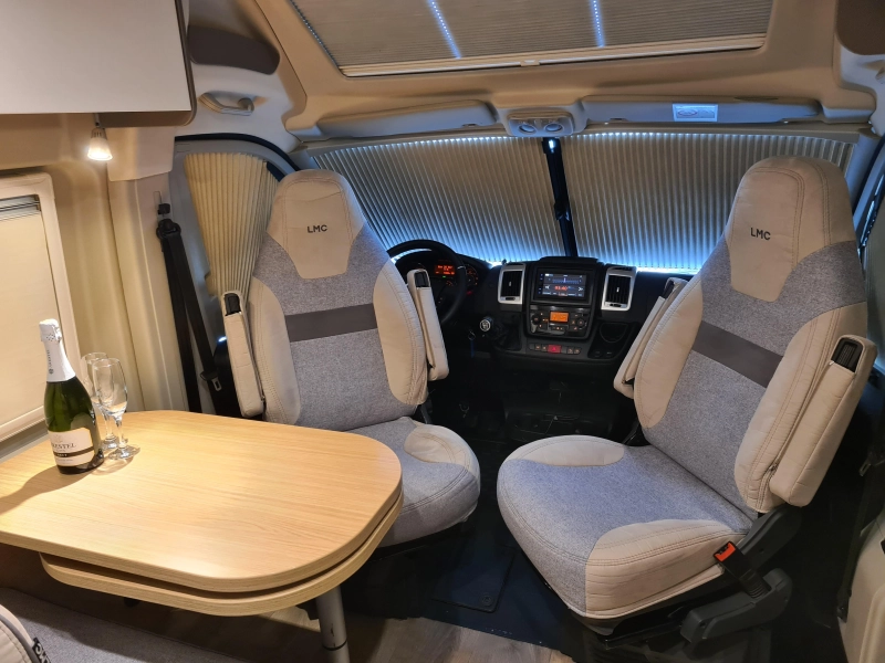 LMC Innovan 600 Skyroof - medio sept/okt  foto: 11