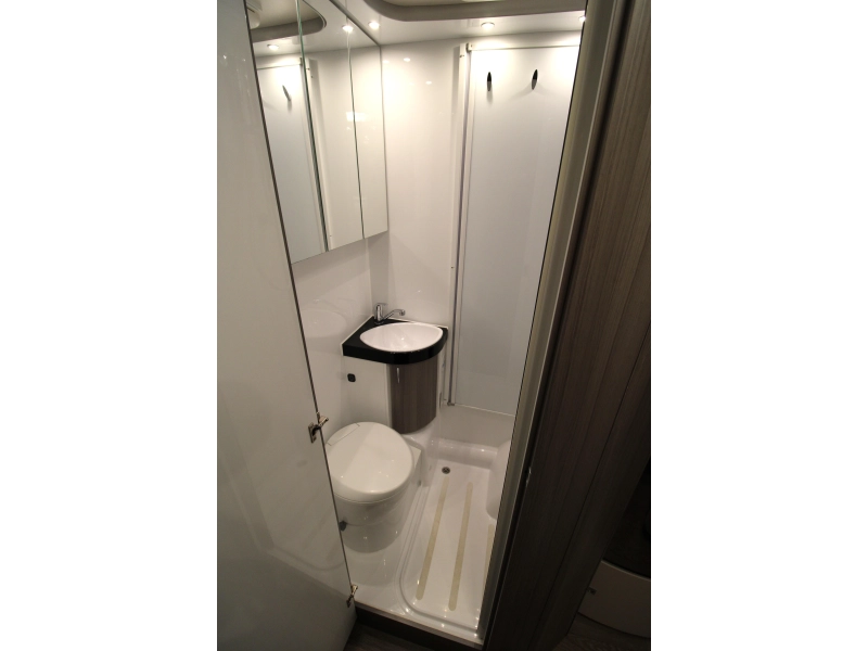 Hobby Optima Ontour 65 HKM 6 persoons / Stapelbedden  foto: 21