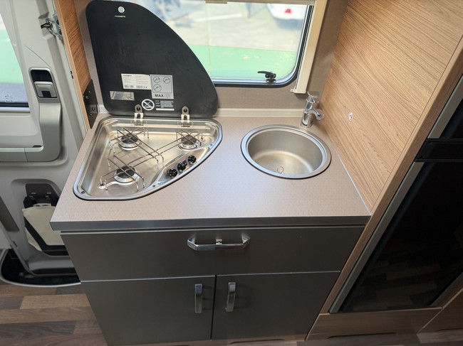 Weinsberg CaraHome 650 DG / Free Storage photo: 10