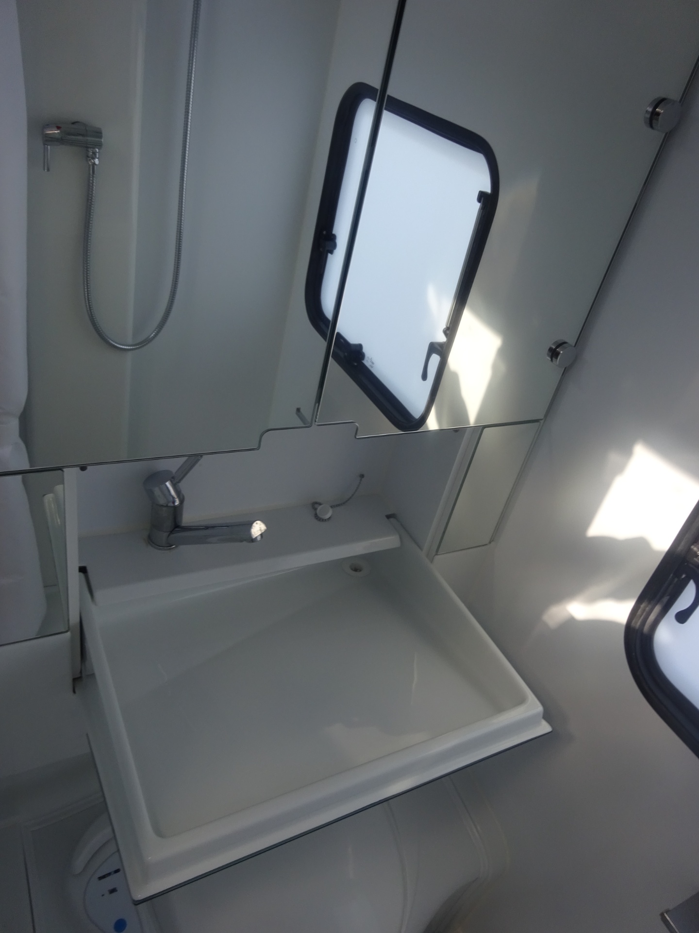 Adria Altea 492 LU Enkele Bedden+Luifel+Mover+Vloerverwarming foto: 17