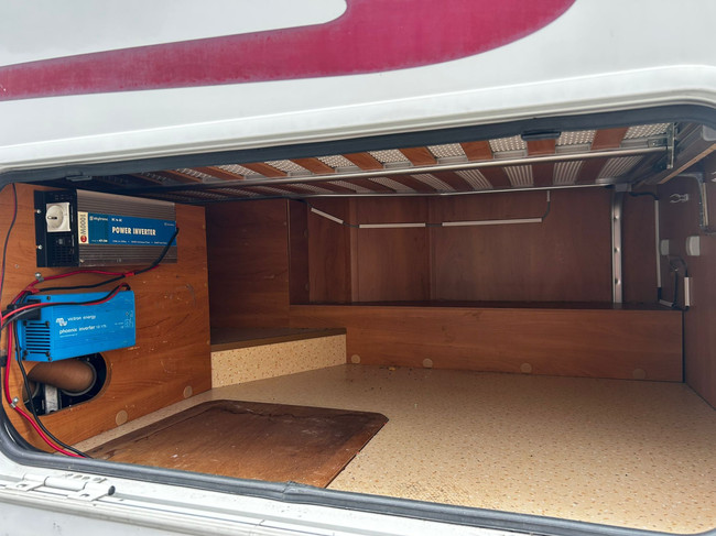 RAPIDO 786F 130PK Top indeling,Elekpakket,Airco,Navi,Achteruitrijcamera foto: 17