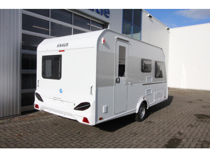 Knaus Sport 420 QD Dwarsbed & ruime keuken!  foto: 1
