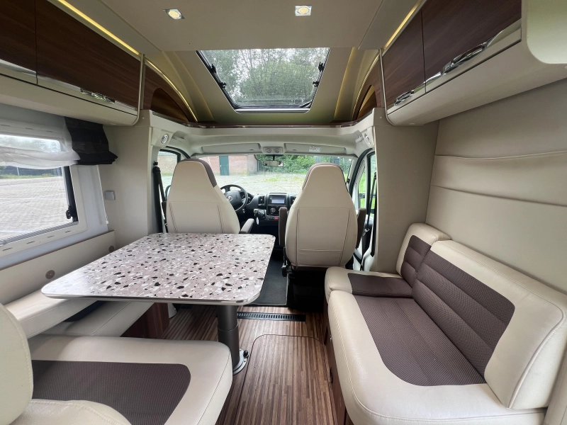 Adria Matrix M 670 SLT | Muy Completo foto: 18