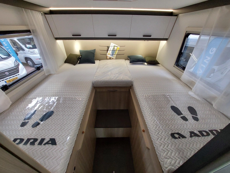 Sun Living S 75 SL Fiat /Lengtebedden/AIRCO  foto: 15