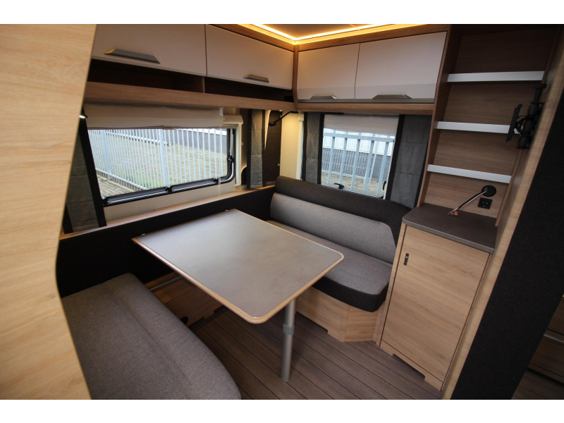 Knaus Sudwind Black Selection 460 EU AIRCO AKTIE JULI MAAND  foto: 6