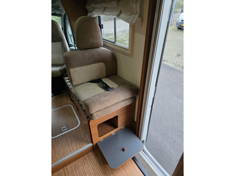 Adria Matrix M 680 SP 5 Gordeplaatsen!  foto: 19