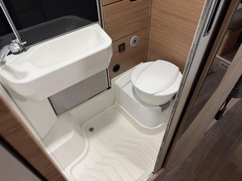 Knaus Van I 650 MEG integraal - automaat  foto: 9
