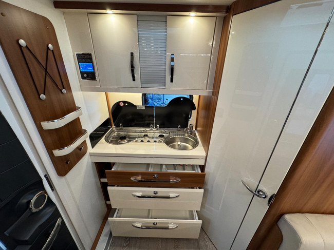 Hobby Excellent 460 SFF foto: 8