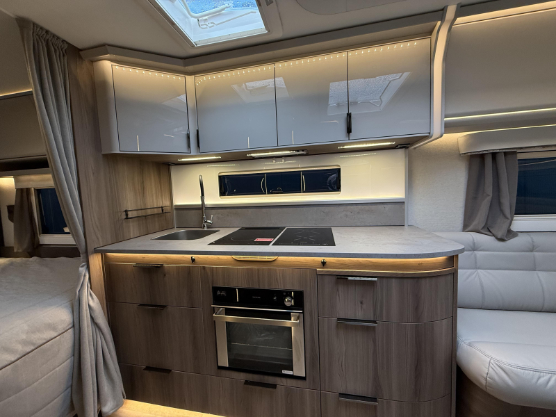 Kabe Imperial 740 TDL Modelo 2026 - Distribuci&oacute;n E5 foto: 7