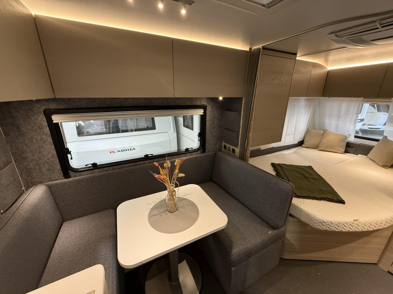 Adria Altea 402 PH Foto: 3