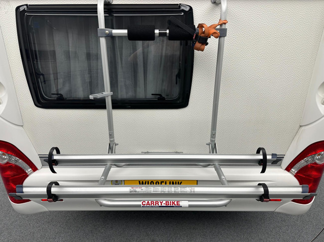 Hobby De Luxe 440 SF photo: 12