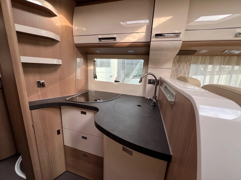 Carthago C1-Tourer 149 LE MERCEDES-BENZ ACTIEPRIJS  foto: 5