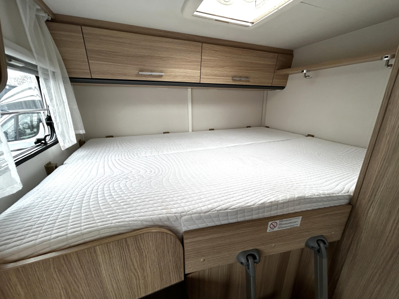 Sunlight V60 Dwarsbed/2020/Euro-6/5.9m  foto: 10