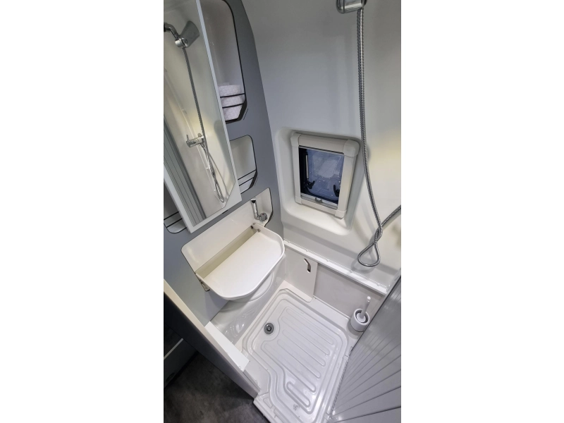 Frankia Yucon 63G AUTOM, SOLAR LENGTEBED  foto: 21